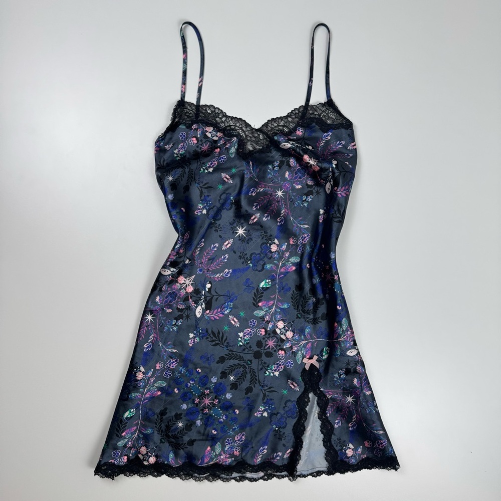 Victoria’s Secret Satin Floral Lace Trim Micro Mini Slip Dress Size Small Fairy